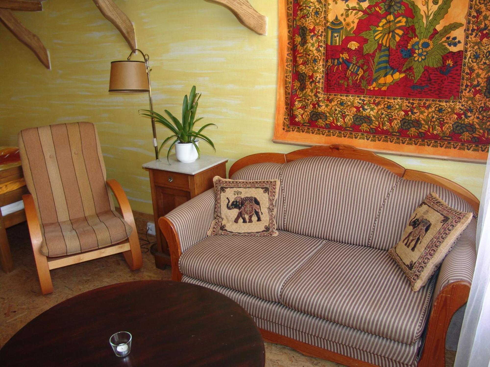 Hostel Artharmony & Prague
